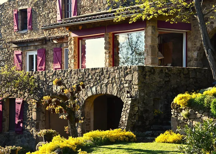D'hotes De Thoree Bed & Breakfast